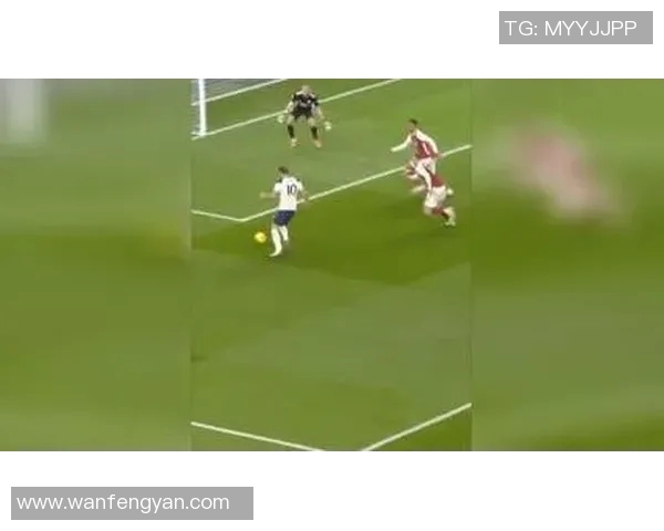 追逐绿茵场上的梦想成为足球明星的心路历程与奋斗故事